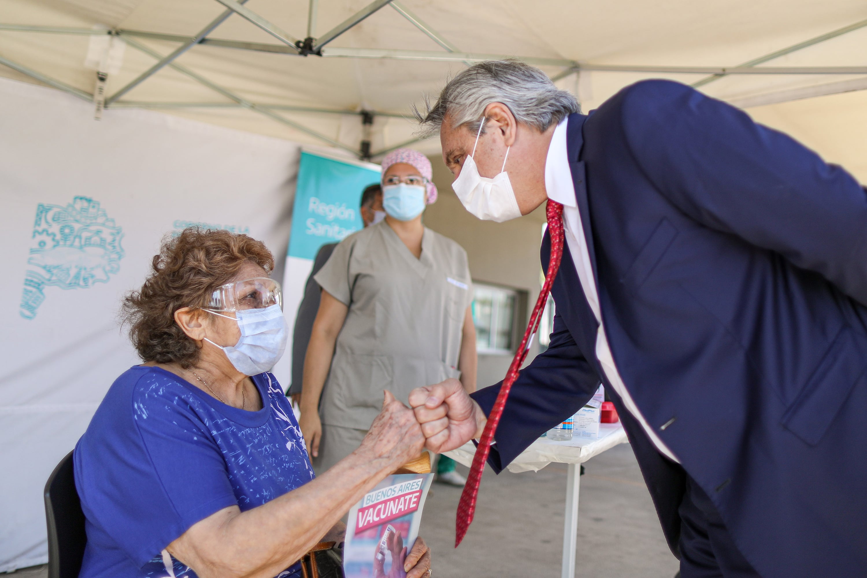 Alberto Fernández apuesta a la ley pero ya prepara el DNU.