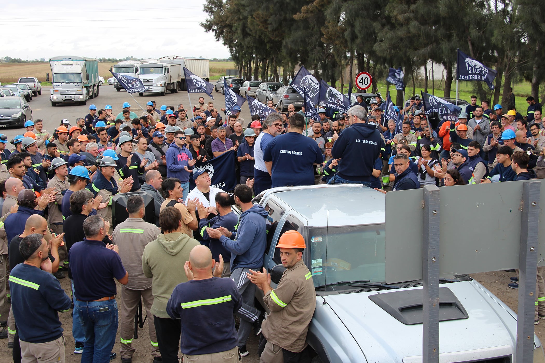 El gremio aceitero logró mantener el ajuste según canasta