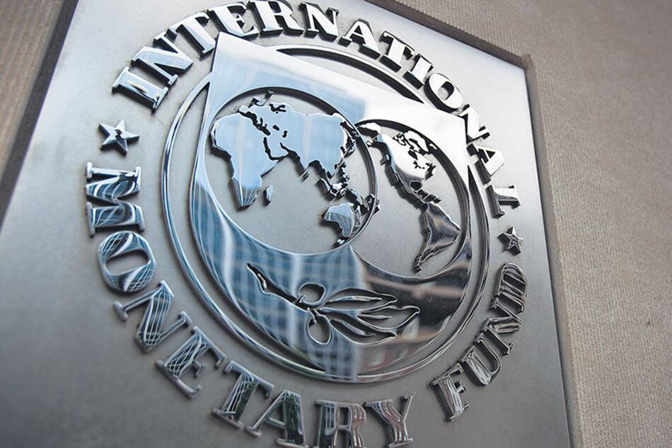 El Fondo Monetario Internacional insiste con su reclamo de ajuste y flexibilización laboral.