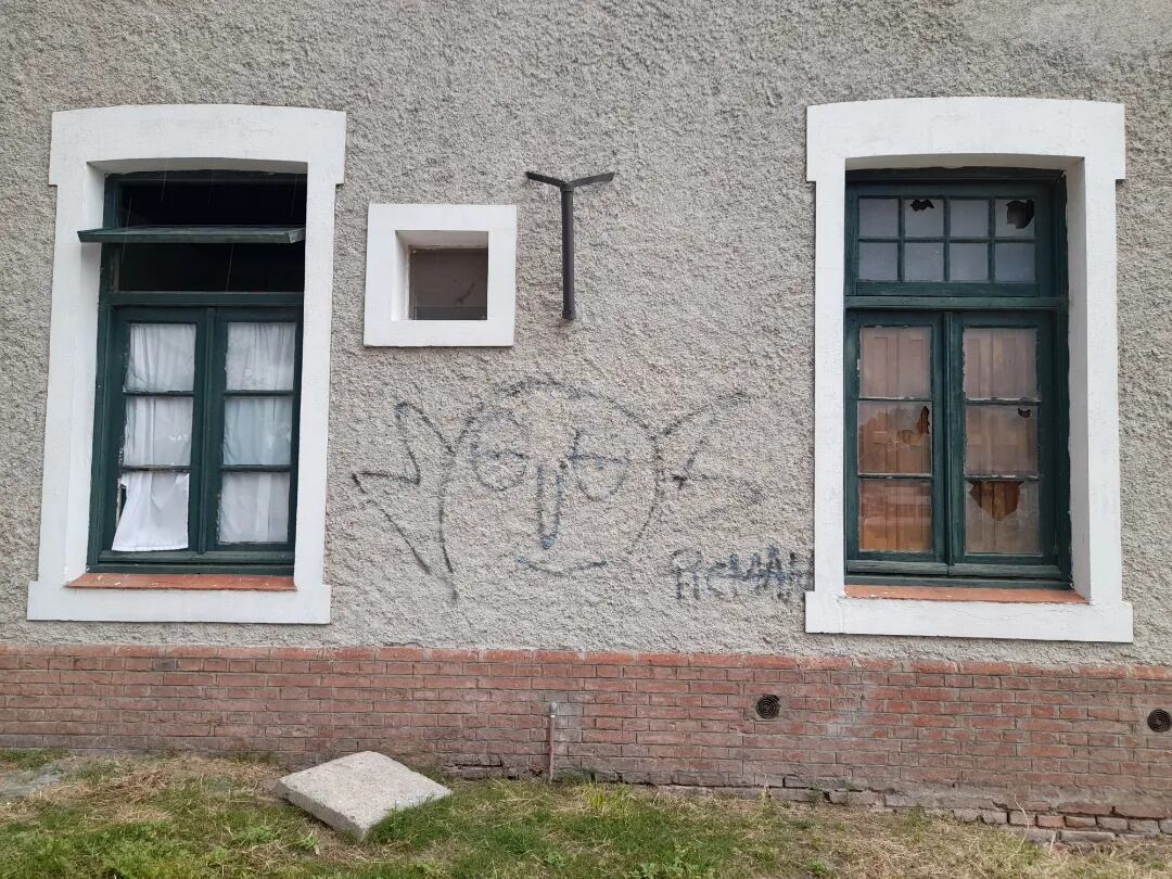 La Dirección de Género fue vandalizada durante la noche del balotaje. 