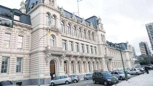 Según Barrios de Pie, el 64 por ciento de los alumnos de zonas vulnerables ha abandonado en alguna escuela.