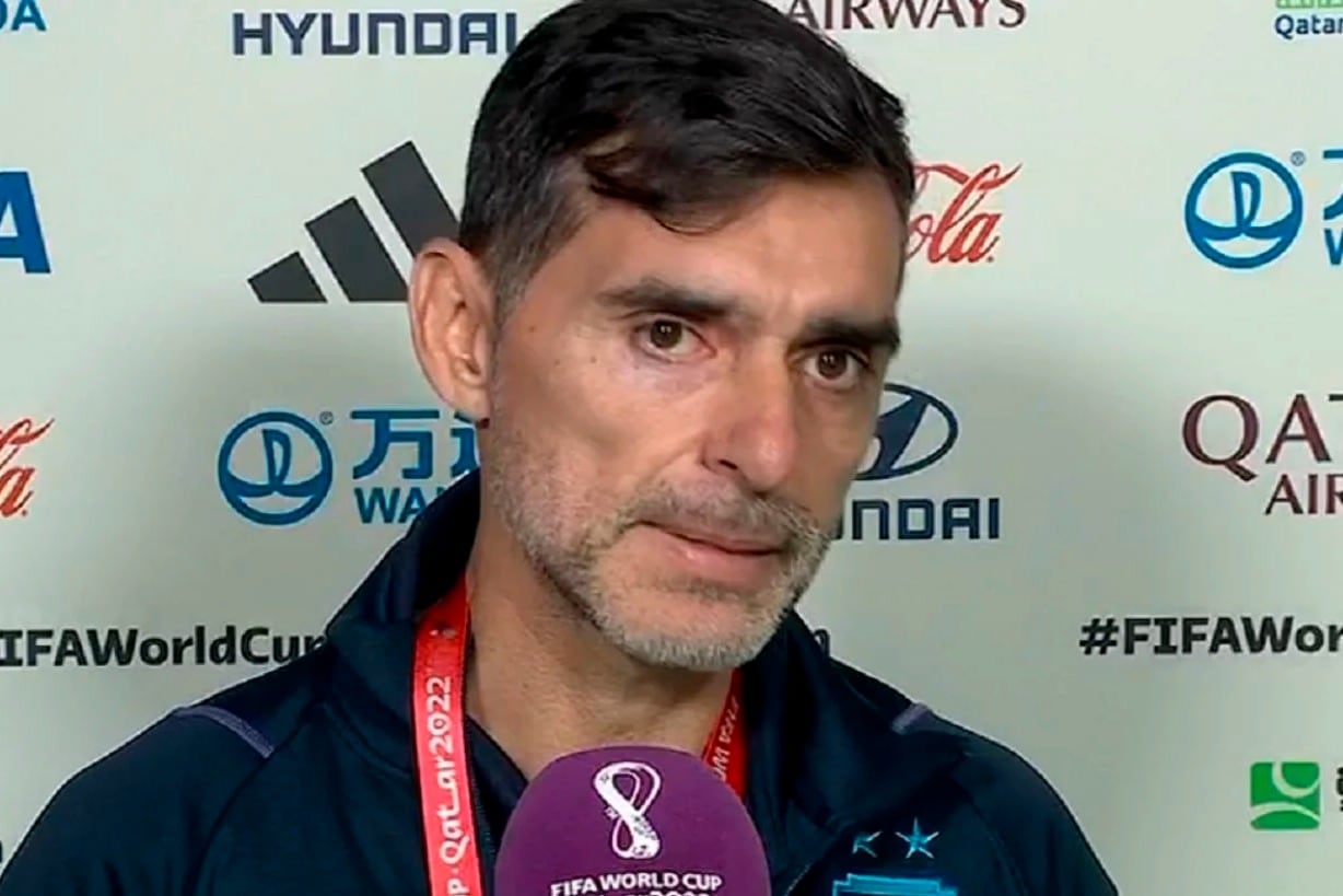 Ayala es uno de los ayudantes de Lionel Scaloni.