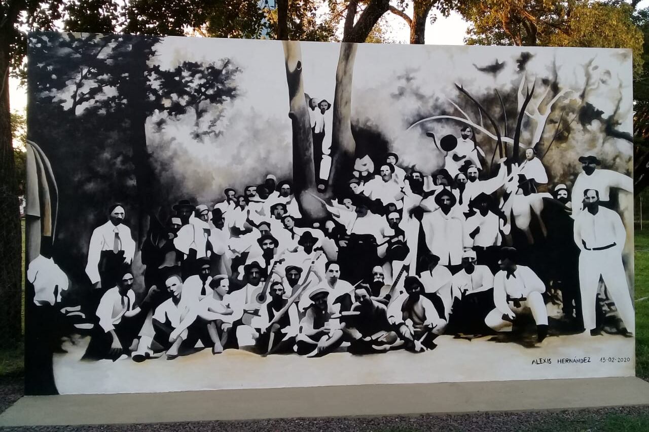 Mural de Alexis Hernández, a partir de una foto aportada por el nieto de Liberio Méndez, protagonista de las huelgas.