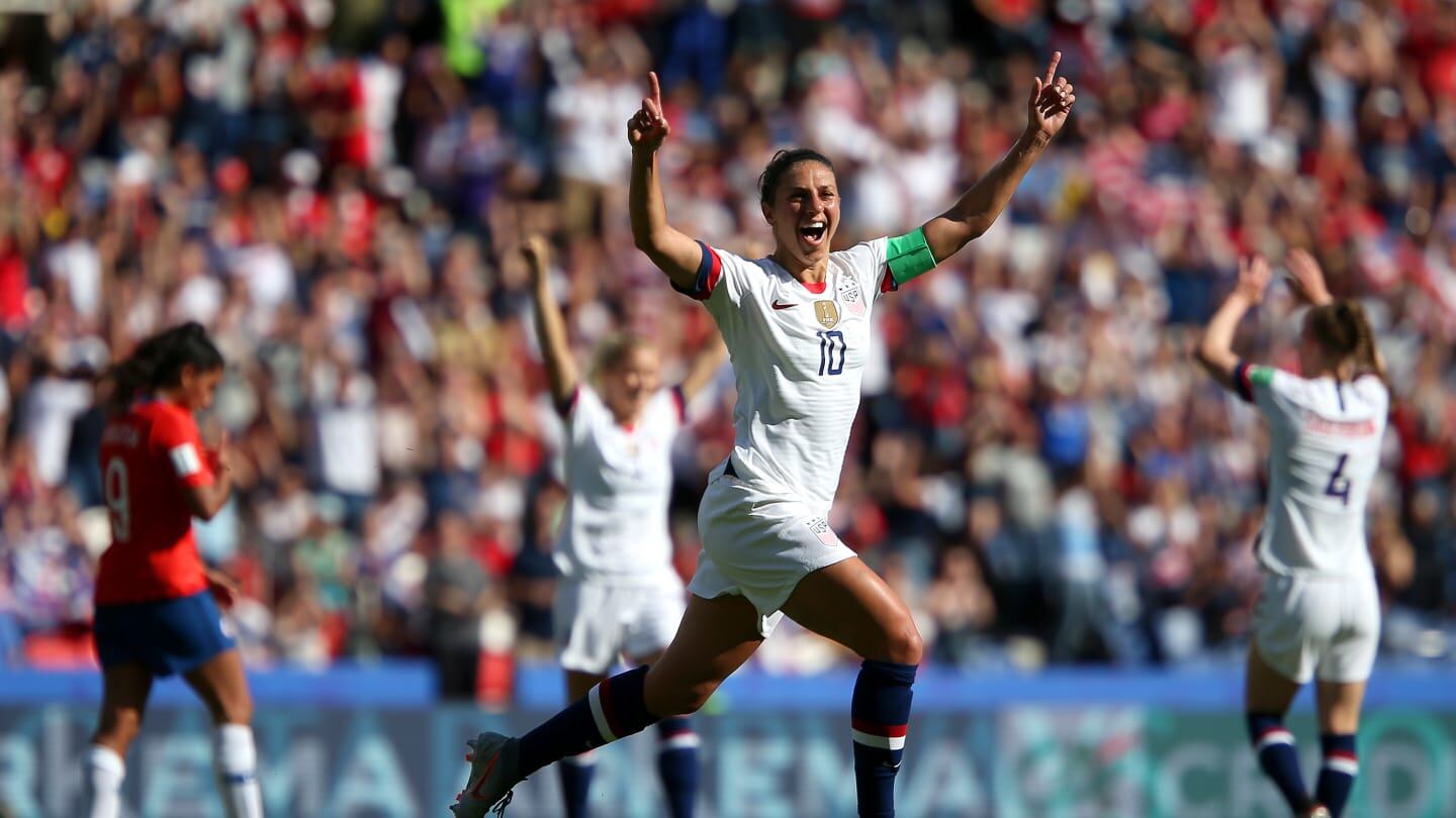 Carli Lloyd, 36 años y 113 goles para Estados Unidos, ya marcó tres en este Mundial.