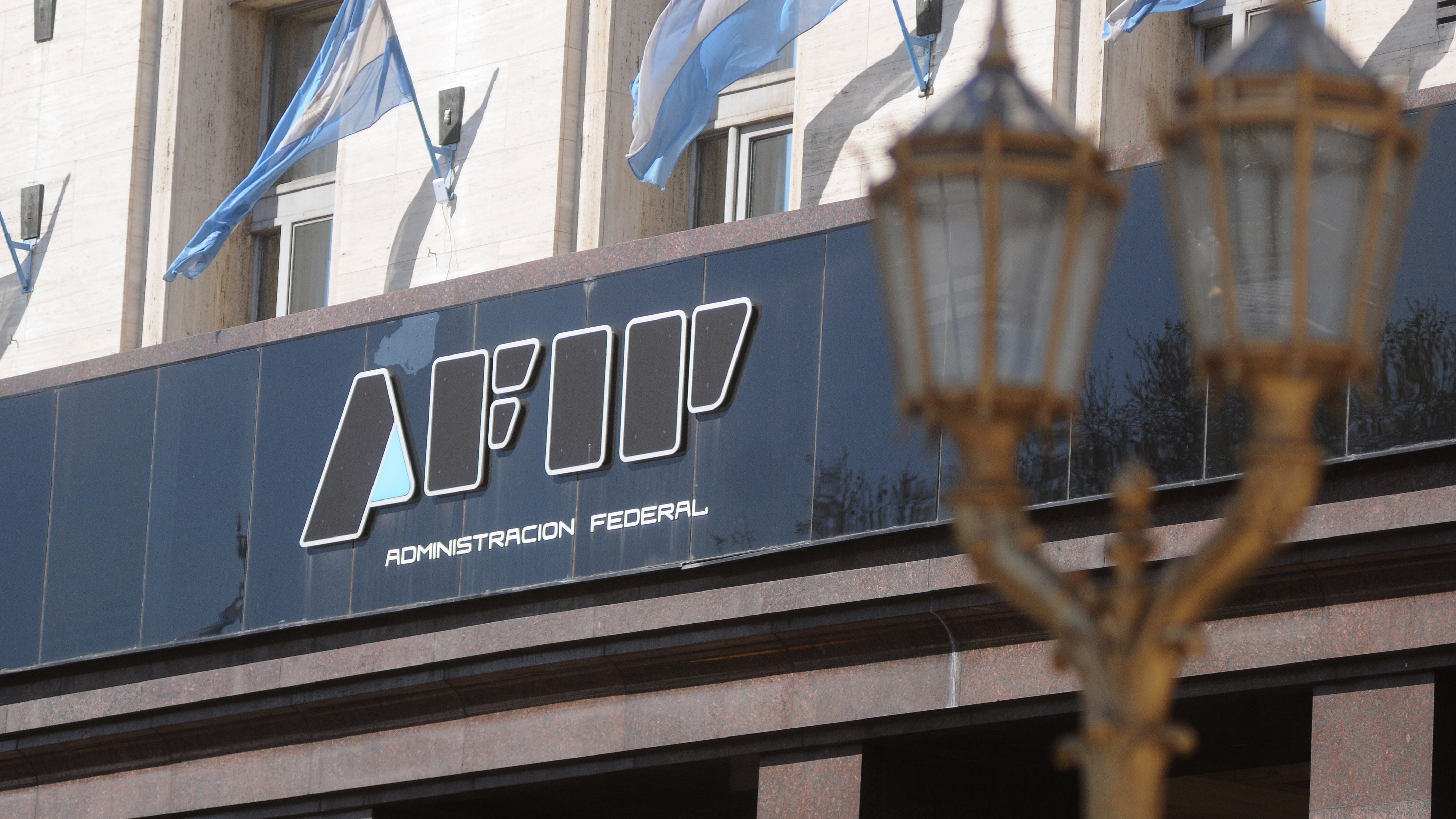 El ajuste de las escalas del monotributo es igual al aumento acumulado anual de los jubilados.