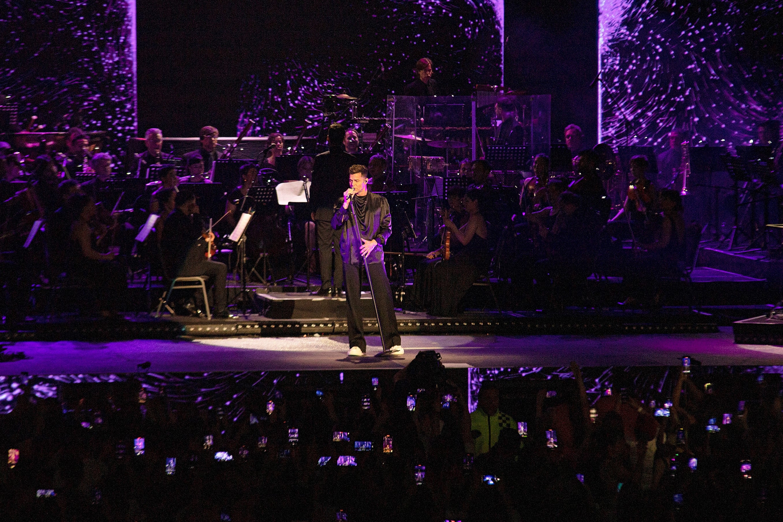Ricky Martin en uno de los shows que brindó en el Movistar Arena de la Ciudad de Buenos Aires. Imagen: Télam.