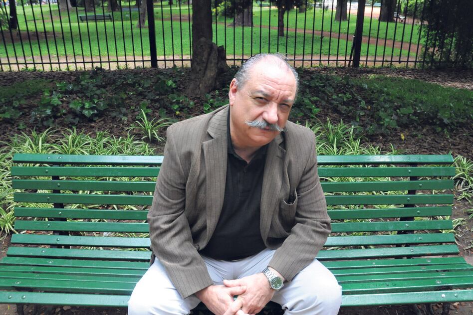 “He tratado de asesinar el lirismo, pero no pude”, dice Sampaolesi.