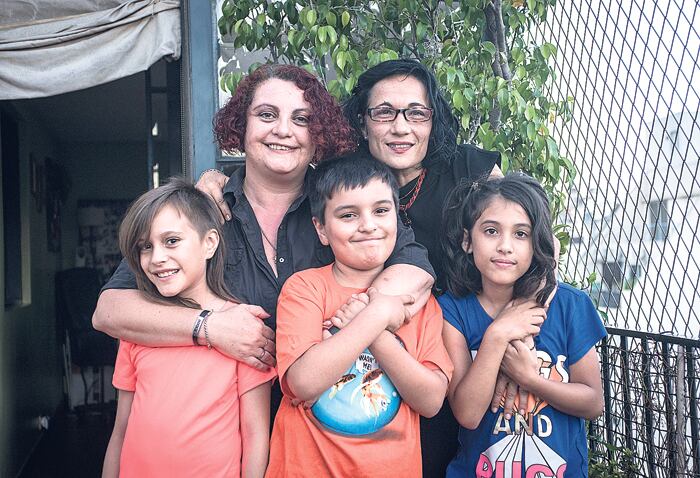 Andrea Majul, Silvina Maddaleno, Abril, Santiago y Jazmín.