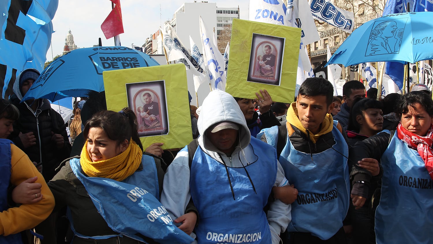 Los movimientos sociales marcharon a San Cayetano el 7 de agosto último.