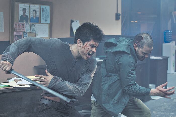 Headshot recupera la fascinación por el movimiento constante y la magia de la emoción visceral.