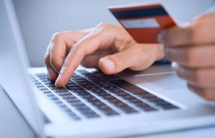 Las compras online de productos de la canasta básica que se paguen con débito, recibirán la devolución del 21%.