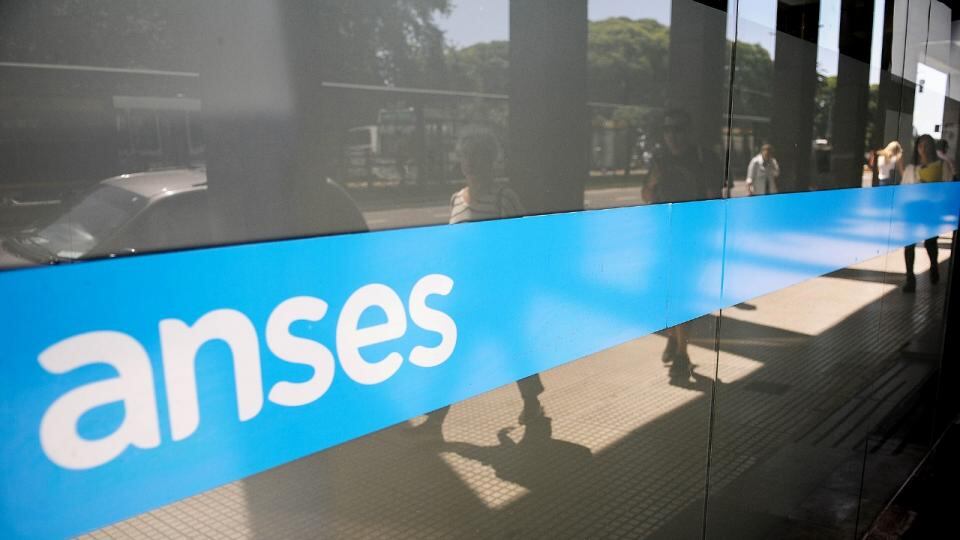 AUH: Anses incorporará un millón de chicos al beneficio.