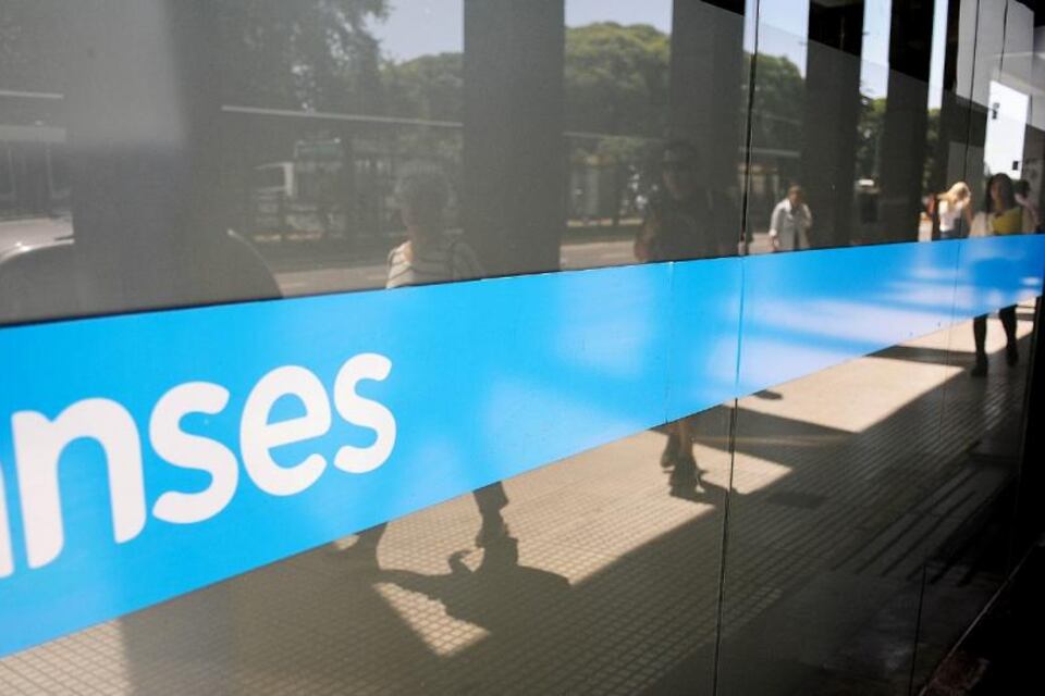 AUH: Anses incorporará un millón de chicos al beneficio.