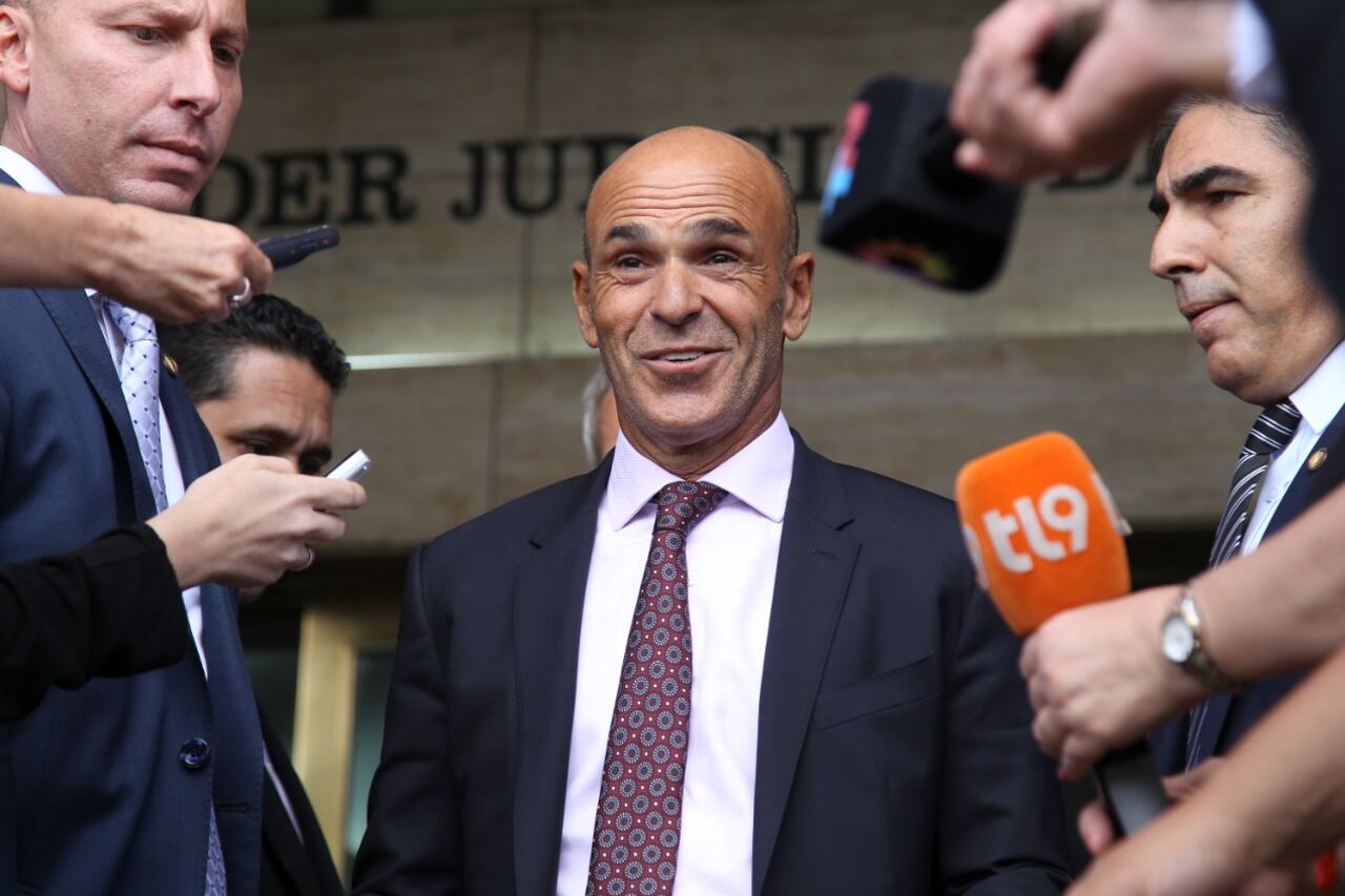 La megacausa de espionaje ilegal macrista entró en una fase clave. La Cámara Federal porteña celebra una audiencia para comenzar a analizar los 38 procesamientos que dictó el juez Juan Pablo Augé, mientras la investigación estaba en Lomas de Zamora.