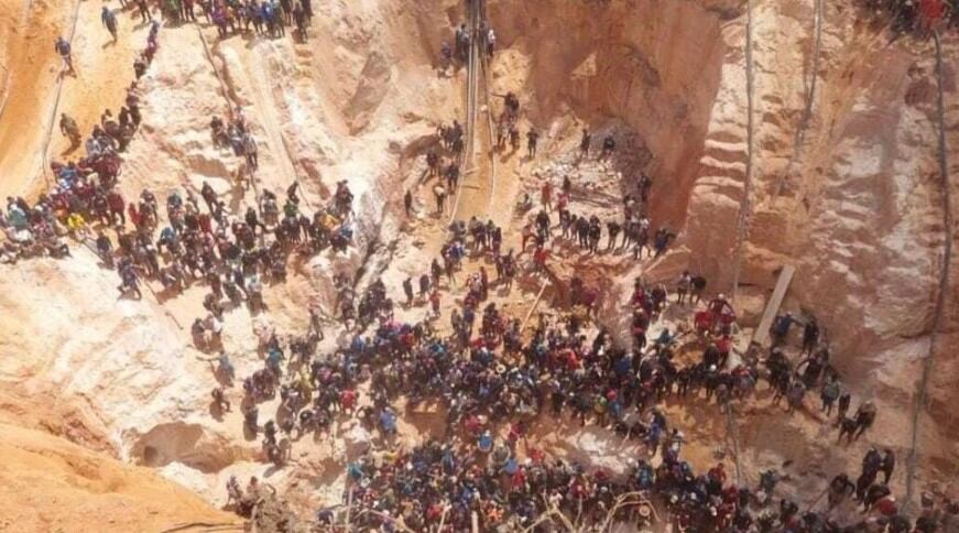 Venezuela: un derrumbe dejó al menos 30 mineros muertos. Foto: X@MelanioBar