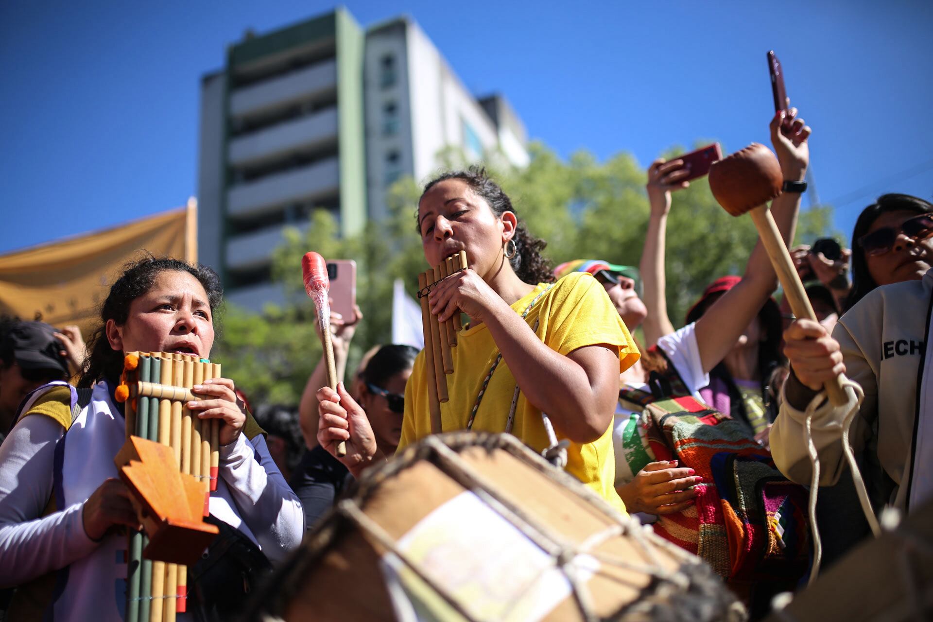 Las bandas de sikuris fueron parte del encuentro. 