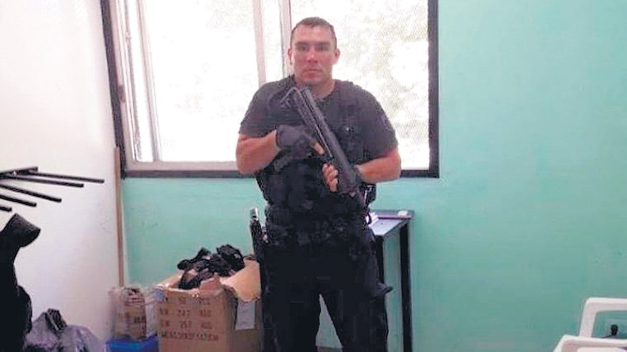 El agente penitenciario Facundo Solís mató con su arma reglamentaria.
