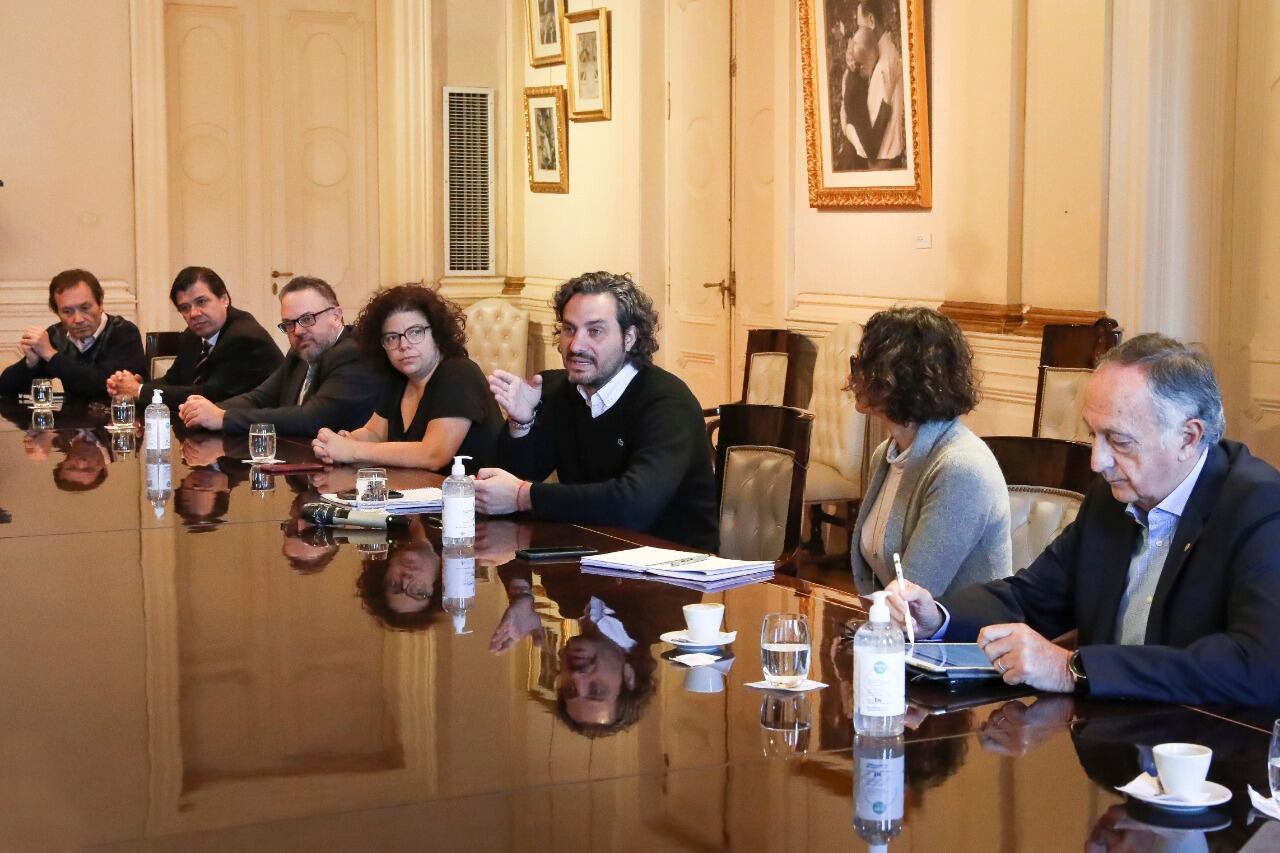 Santiago Cafiero encabezó la reunión de la Unidad de Coordinación.