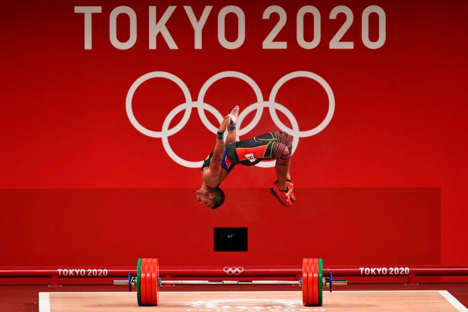 Mayora dio una voltereta espectacular para festejar su conquista