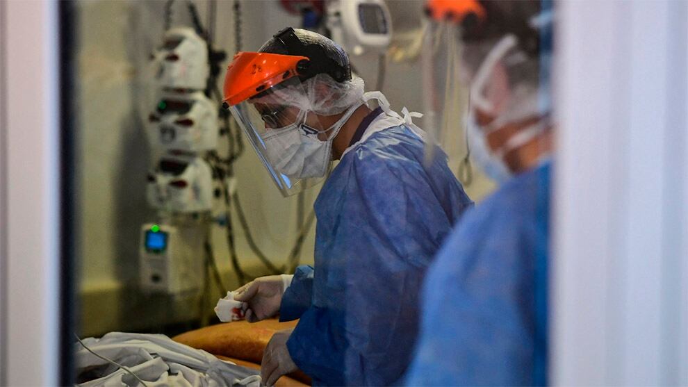 "El sistema de salud está tensionado y hay una alta ocupación de camas de terapia", reconoció el Ministerio de Salud, Desarrollo Social y Deporte de Mendoza.