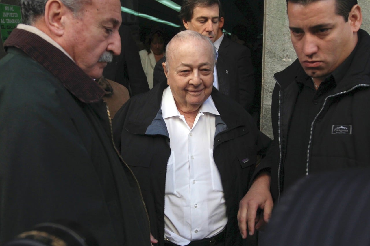 Carlos Blaquier, el visitante más frecuente de la Escuela de Yoga.