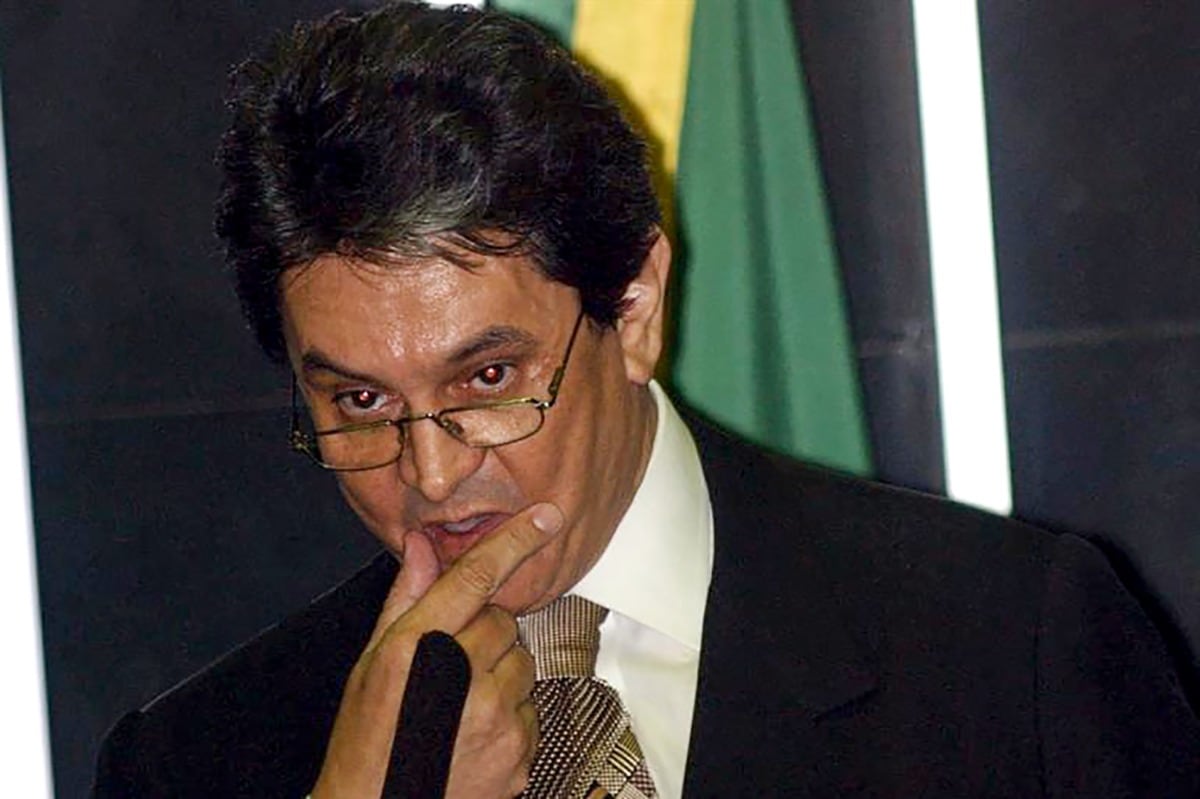  Roberto Jefferson, detenido por orden del Supremo Tribunal Federal.