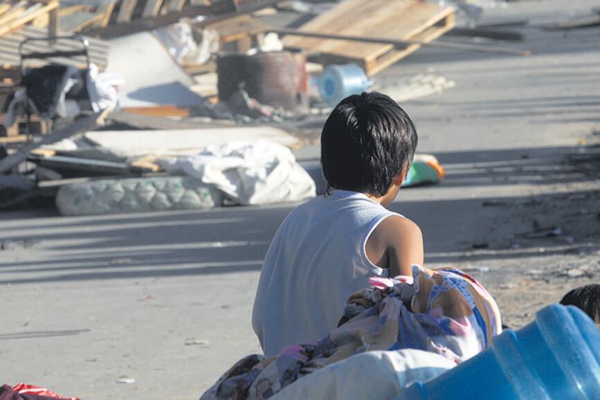 “Desde 2016 los aumentos de cobertura de la AUH son marginales”, asegura Roxana Mazzola.