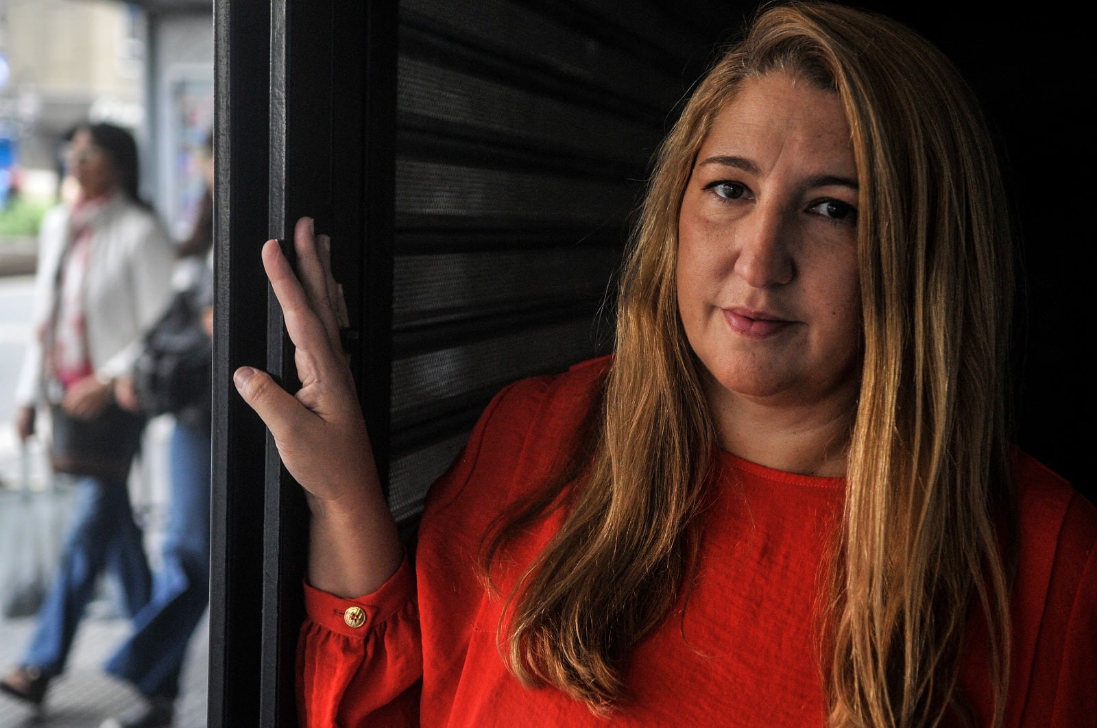 Bendersky dirige Limítrofe..., que va los sábados en el Teatro El Popular, con un elenco de actores argentinos y chilenos.