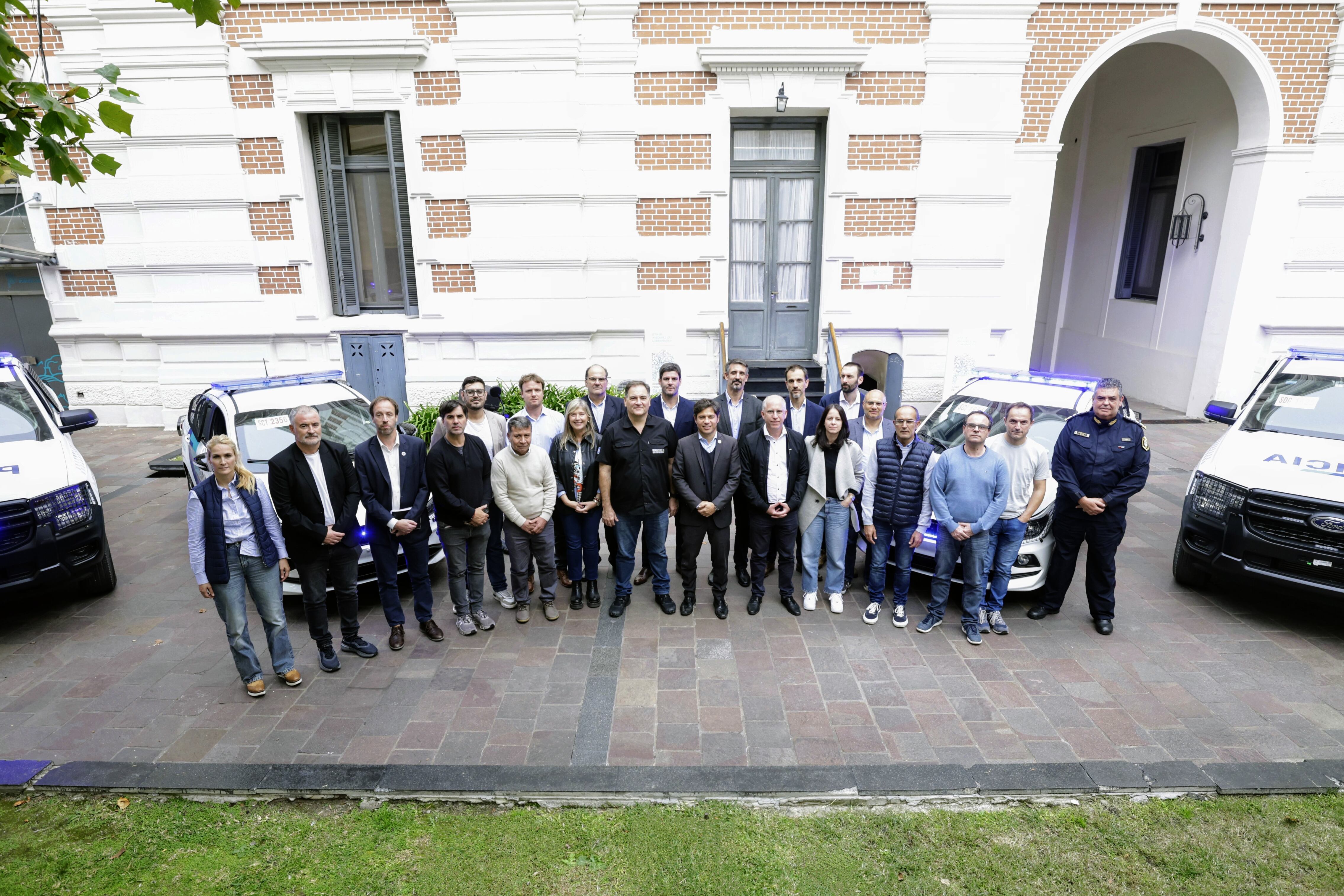 La foto en la capital provincial, sin Egüen ni Valenzuela. 