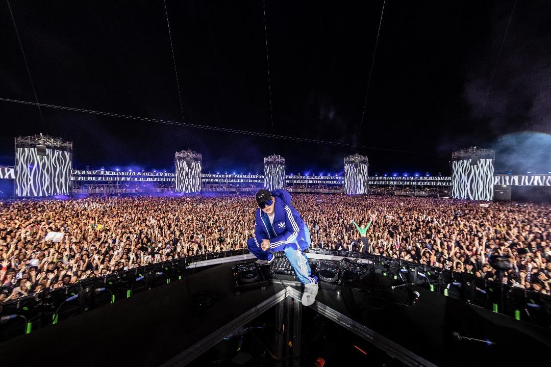 En set de Bizarrap, en lugar de "canciones" hay "sesiones".