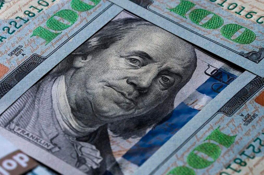 La cotización del blue subió a 1235 pesos.