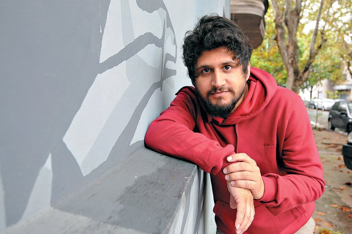 “Hoy quiero que la gente pueda ver mis discos y tenerlos en la mano”, afirma Maxi Prietto.