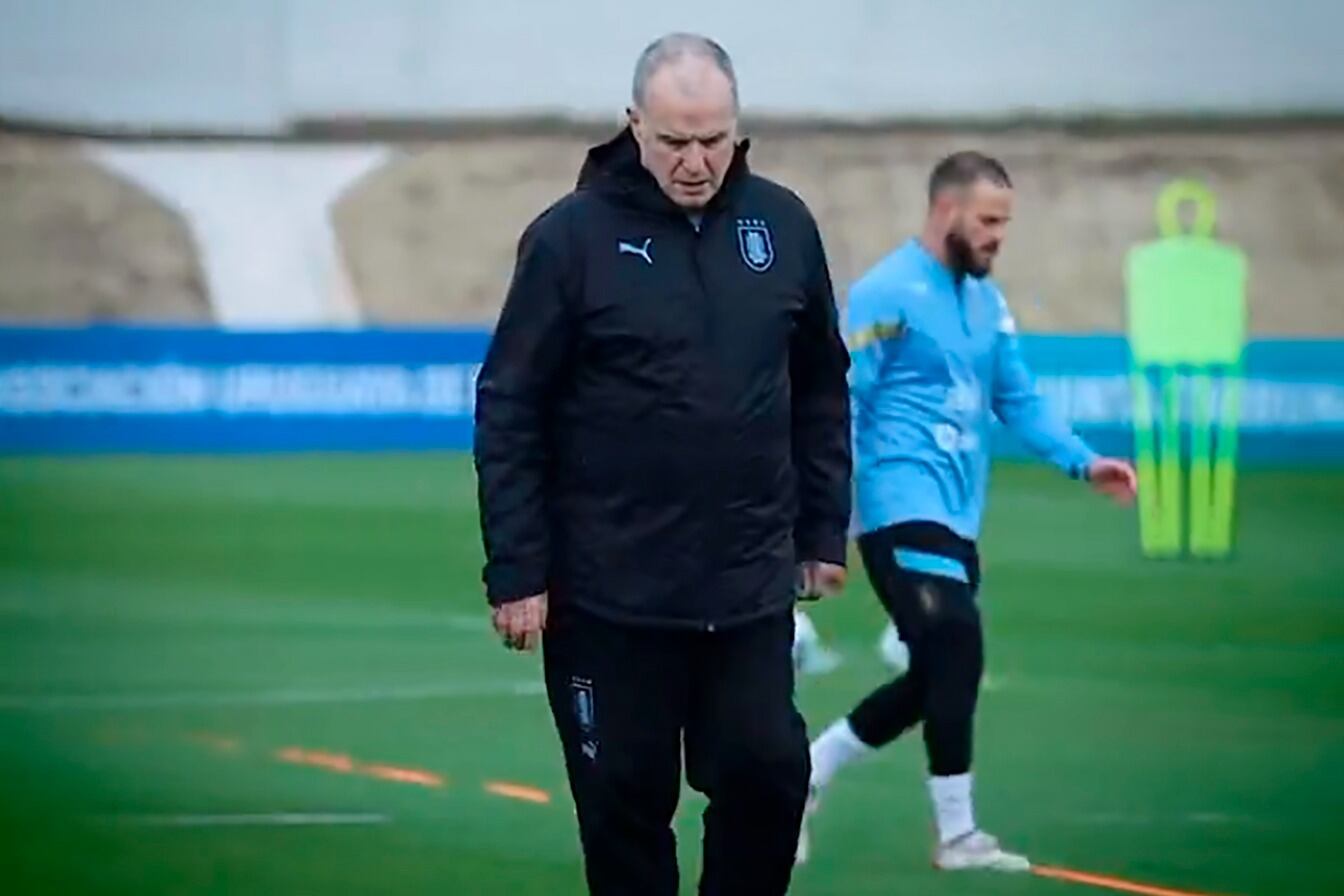 Marcelo Bielsa palpita su debut como seleccionador de Uruguay