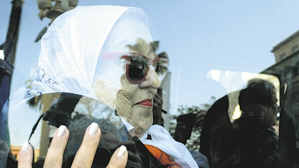 “Siempre fuimos detrás de la justicia”, cuenta Hebe sobre los viajes.