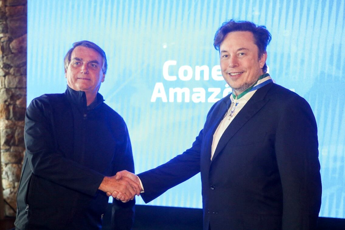 Bolsonaro y Musk: dos potencias se saludan.
