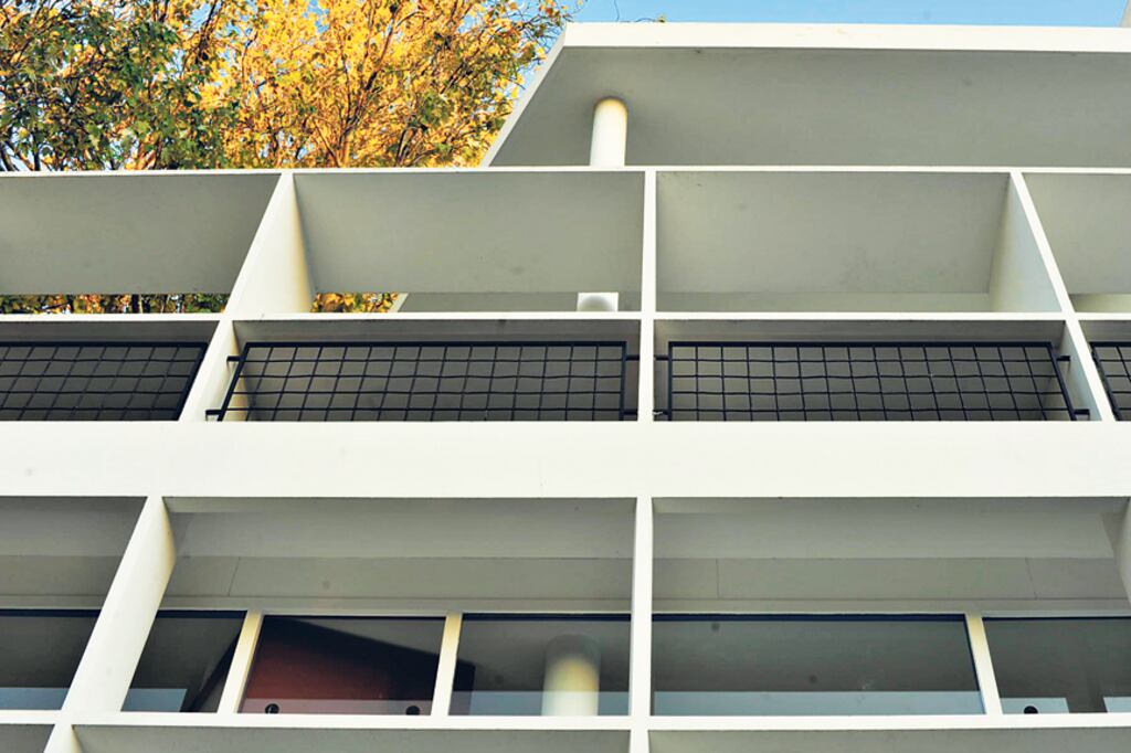 El frente de la casa diseñada por el suizo Le Corbusier, construcción única en la Argentina.