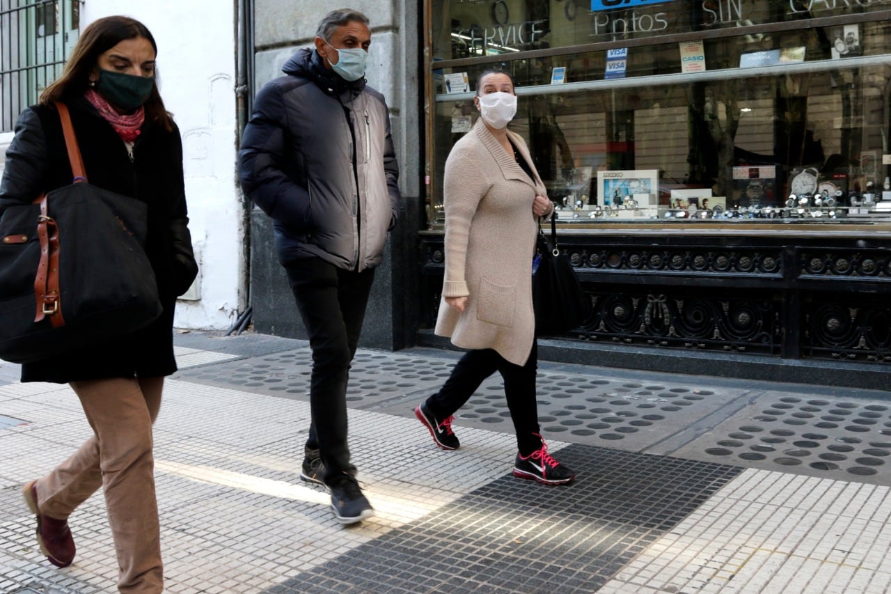 Por qué viviremos con rebrotes del virus durante mucho tiempo.