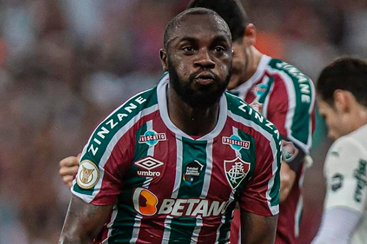 El defensor Manoel dio positivo en un control antidping