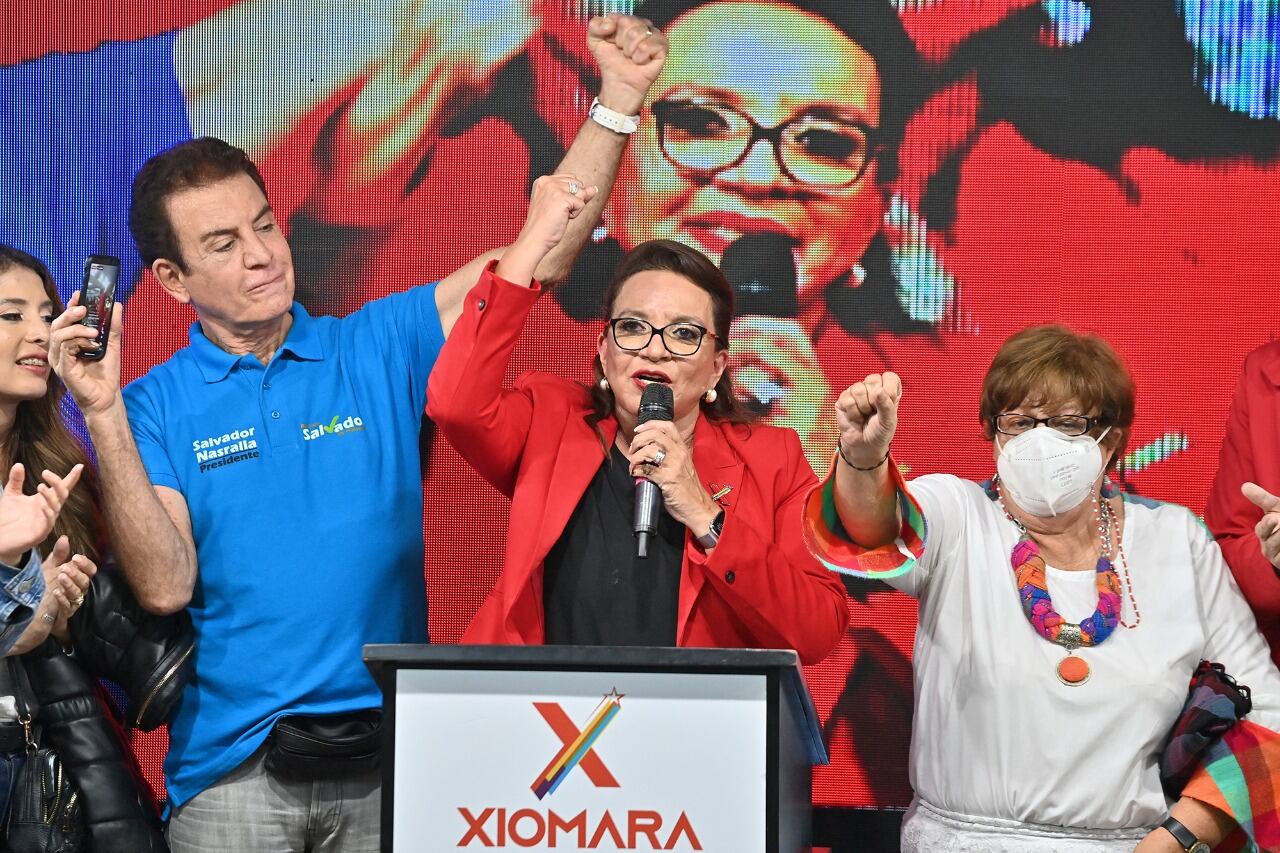 Xiomara Castro sería, de confirmarse el resultado de las elecciones, la primera mujer que gobernará Honduras.