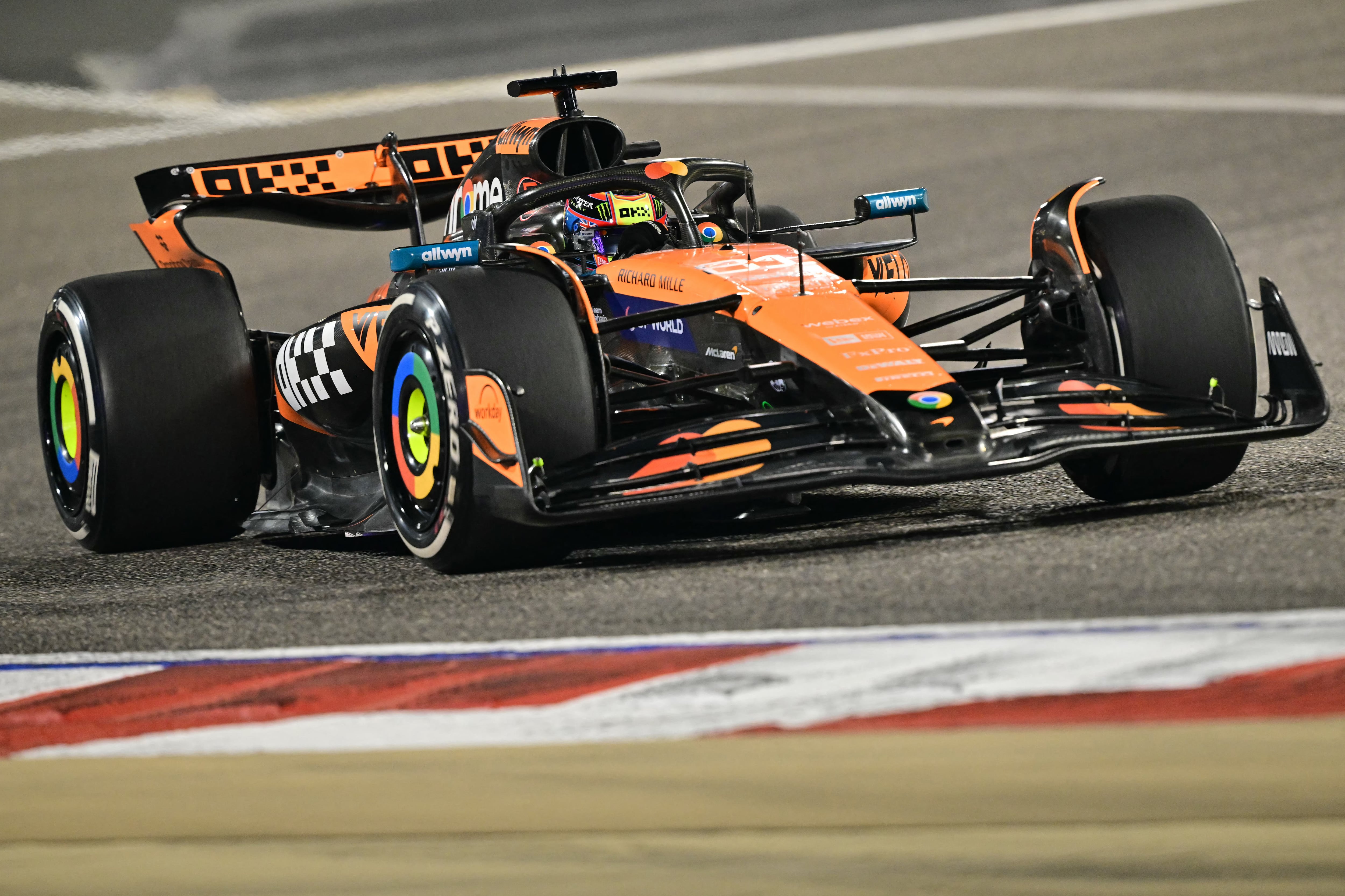 Piastri le sacó una décima y media a su compañero de equipo Norris