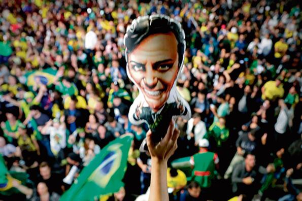 Simpatizantes de Bolsonaro celebraron la victoria en la avenida Paulista de San Pablo.