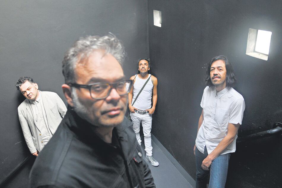 “Nos sentimos una banda viva y vigente”, dicen los Café Tacvba tras veintiocho años de carrera.