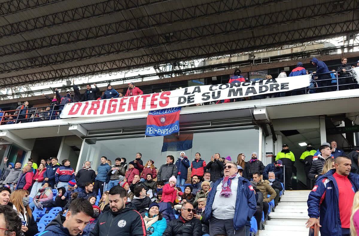 Las banderas de la protesta.