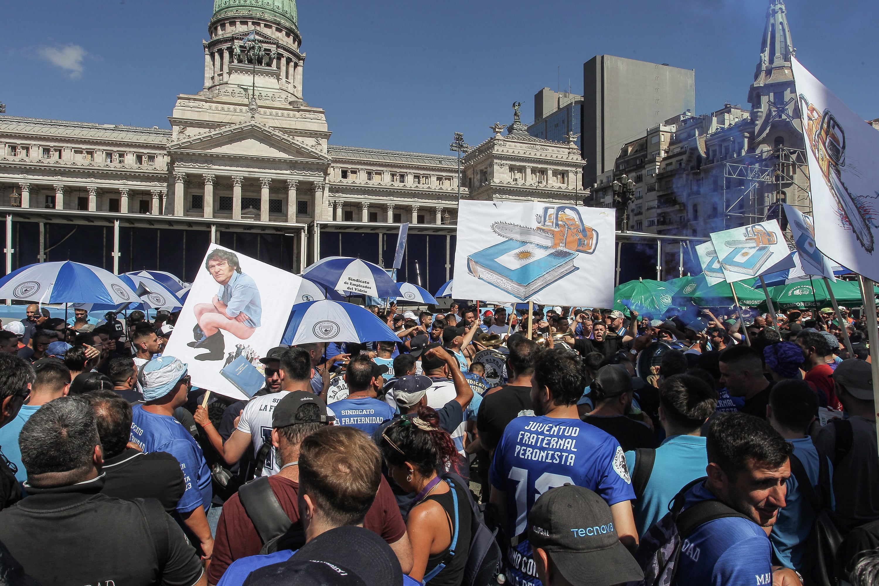 El fortalecimiento del movimiento popular es una clave consolidar una oposición al gobierno de Javier Milei.