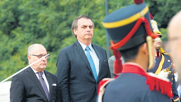 En su visita oficial a Buenos Aires, Bolsonaro hizo proselitismo partidario.