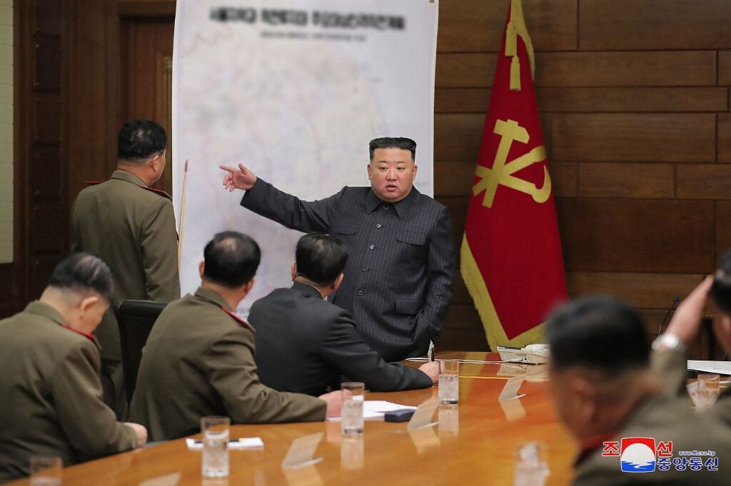 El régimen liderado por Kim Jong-un respondió a las grandes maniobras militares de Seúl y Washington con varios test de armas.