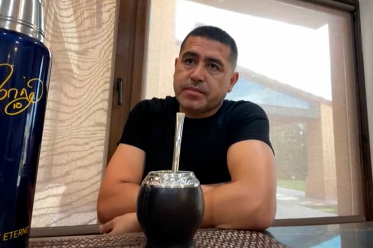 Riquelme y su compañero de siempre, el mate