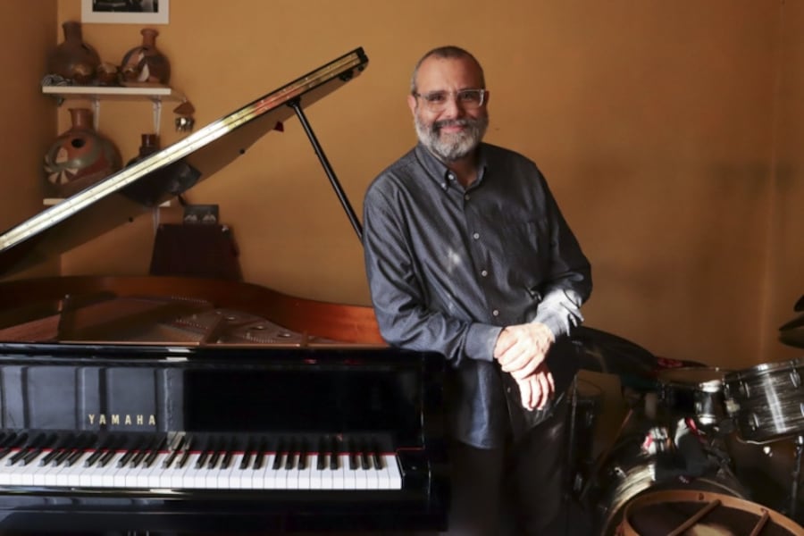 Hernán Ríos logró dejar su huella de músico argentino: el pianista de Lomas de Zamora lanzó cinco discos durante el 2021.