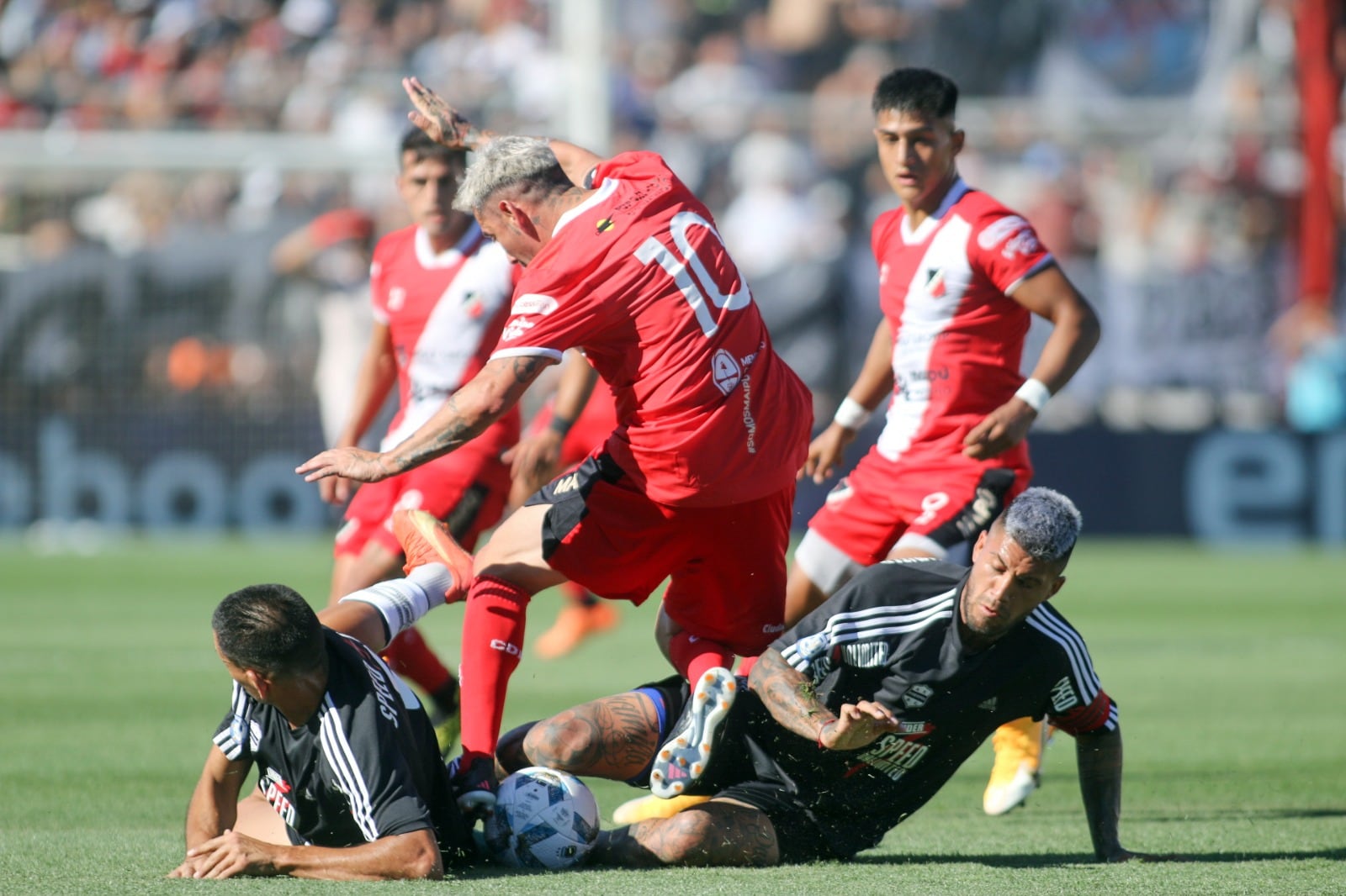 Celiz va con todo y le gana a Sambueza