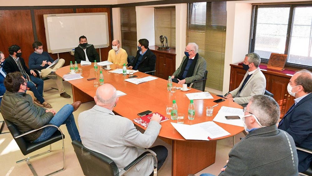 Ejecutivo y Cámara de Turismo elevaron el proyecto de emergencia